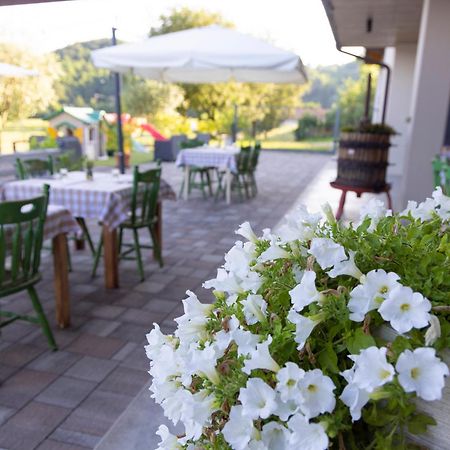 בסאנו דל גראפה Agriturismo Mazzeracca מראה חיצוני תמונה
