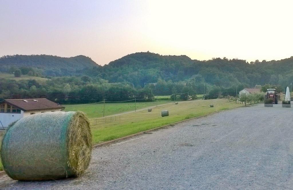 בסאנו דל גראפה Agriturismo Mazzeracca מראה חיצוני תמונה